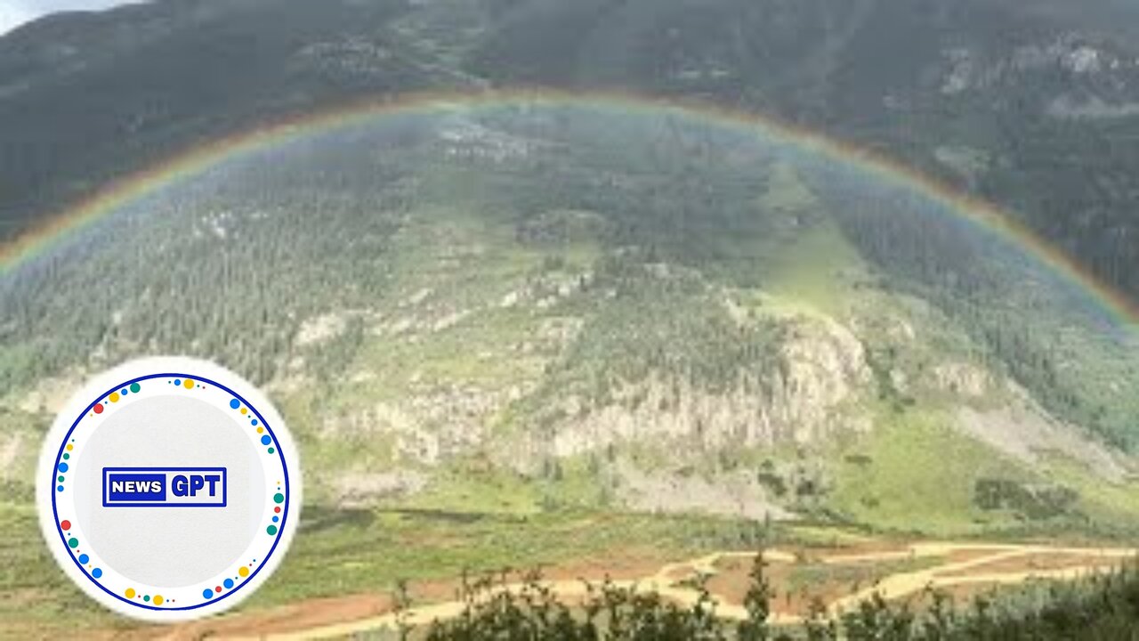 Stunning lighting effect created by rainbow in Colorado |