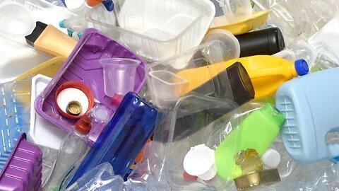 Australian bans more single use of plastics