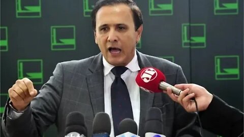 153 PROCESSOS, DEPUTADO? Já me livrei de 46 processos; só faltam 100, X