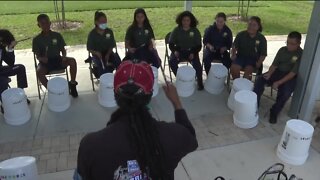 Students learn music, build confidence in Lakeland hip hop drum class