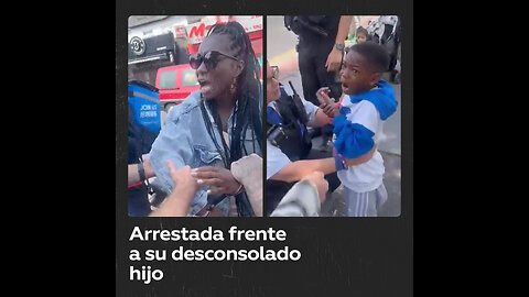 La Policía británica arresta a una mujer delante de su hijo