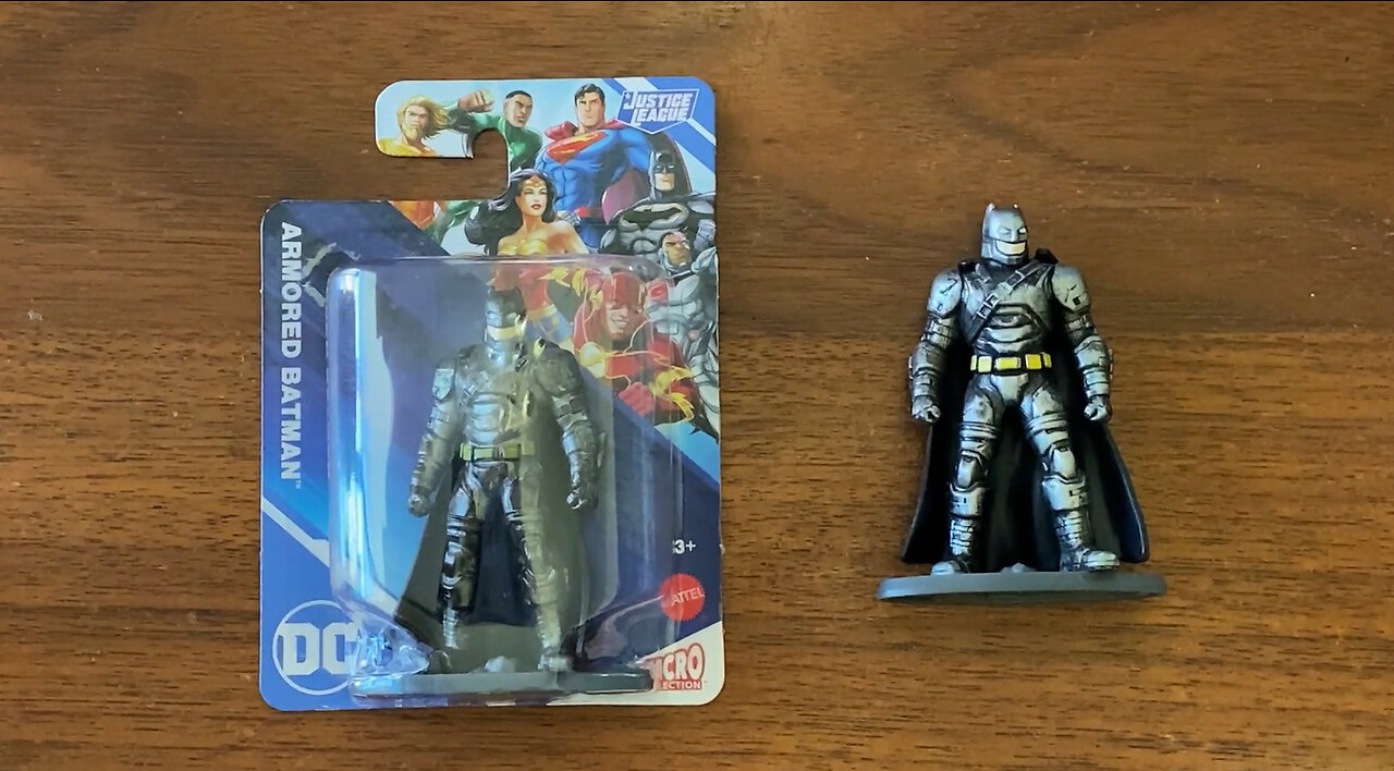 Unboxing Armored Batman Part 2