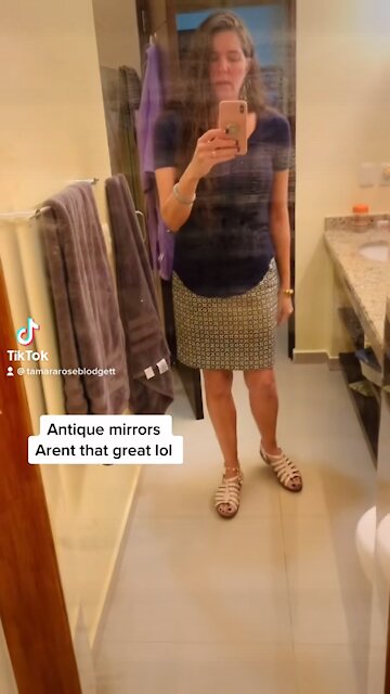 Live/hate on the mirror. 😝