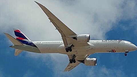 Boeing 787-9 Dreamliner CC-BGQ coming from Miami to Fortaleza