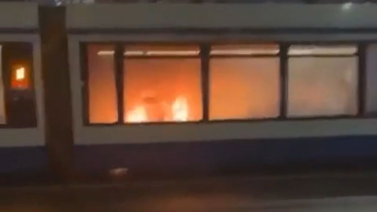 Arabs Set Fire To Tram In Amsterdam As Anti-Jewish Violence Continues