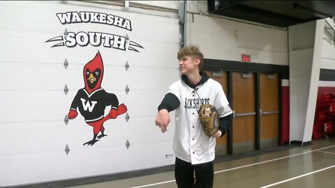 Waukesha Christmas Parade survivor will start as pitcher in next baseball game