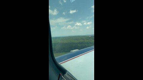 Beechcraft Bonanza “V-Tail” model 35 - takeoff 🛫