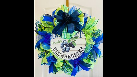 SUMMER BLUEBERRIES RUFFLES WREATH | MARTHASWREATH | HOW TO |