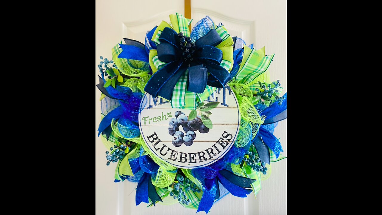 SUMMER BLUEBERRIES RUFFLES WREATH | MARTHASWREATH | HOW TO |