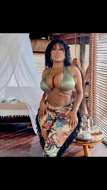 Big on top and bottom