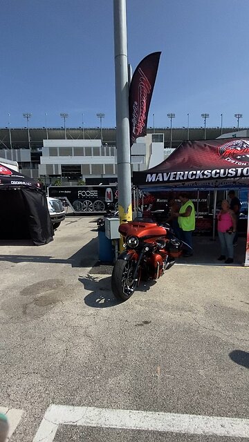 MAVERICKCUSTOMMOTORSPORTS.COM