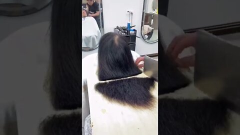 cortando cabelo com facão😱😱😱