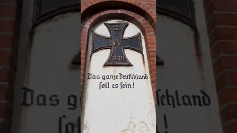 Gefallenendenkmal am Parnaßturm in Plön