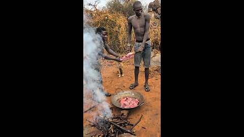 Ohh breakfast kar raha hu African