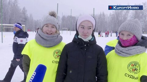 Массовый лыжный забег стартовал в Сестрорецке