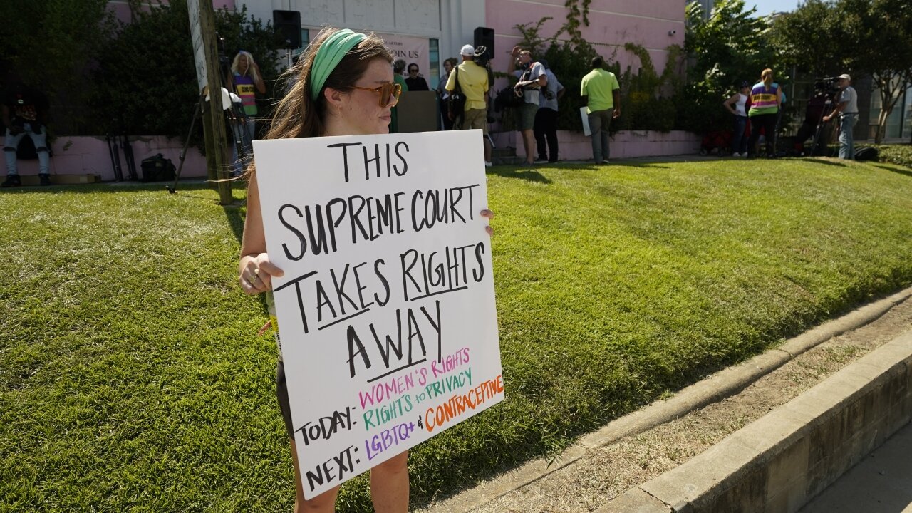 Reaction Outside Of Mississippi Abortion Clinic After Roe Reversal