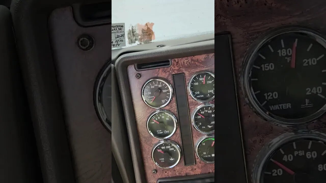 N14 Cummins fast idle, International edition #dieseltrucks