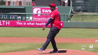 KSHB 41 News Kevin Holmes' first pitch