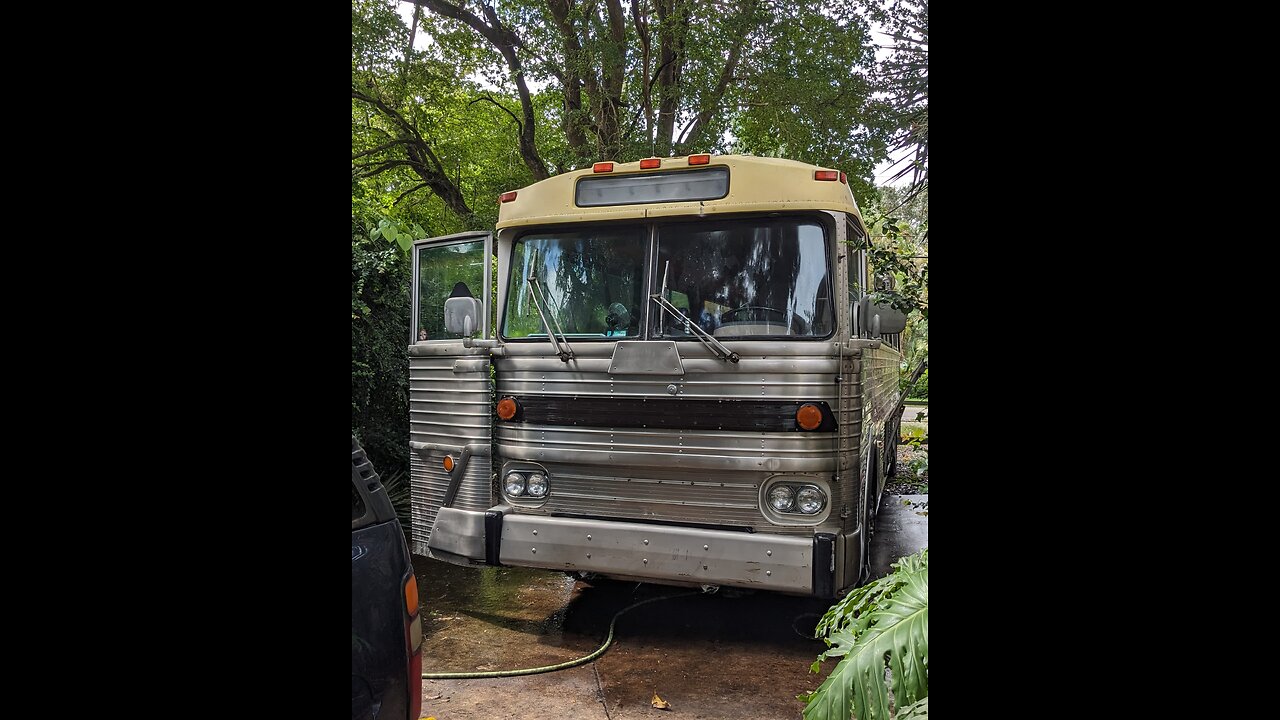 Stripped "Yellowstone Park" off bus.