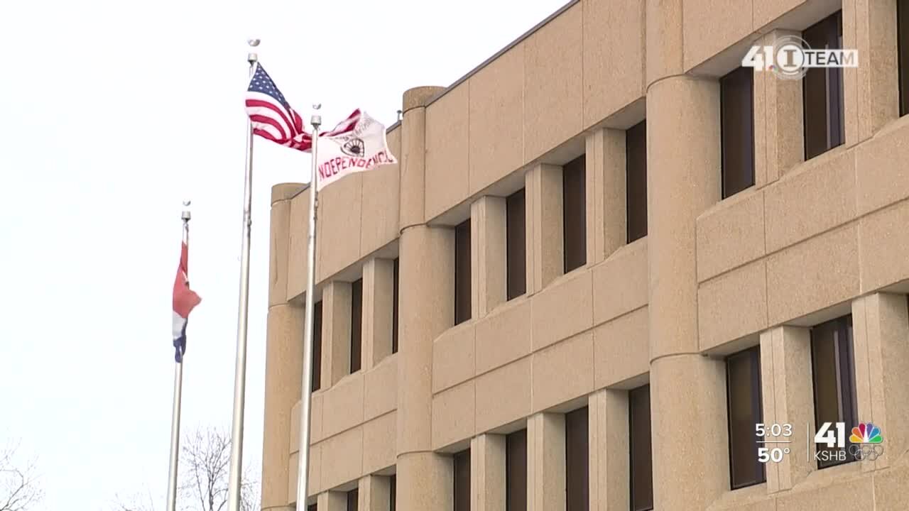 5 IPD officers logged hours of OT for construction work