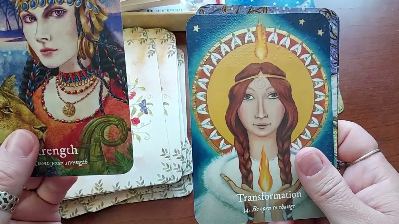 Unboxing Goddess Dream Oracle by Wendy Andrew