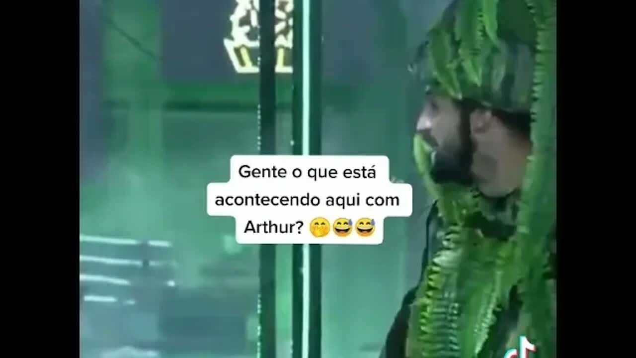 ARTHUR BBB21 MUITO DOIDO NA FESTA CHAPADO ( MEME ) ( BBB21 ) O QUE SERA QUE ELE TOMOU ?? SAMAMBAIA !