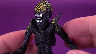 Hiya Toys AVP Grid Alien Exquisite Mini @The Review Spot