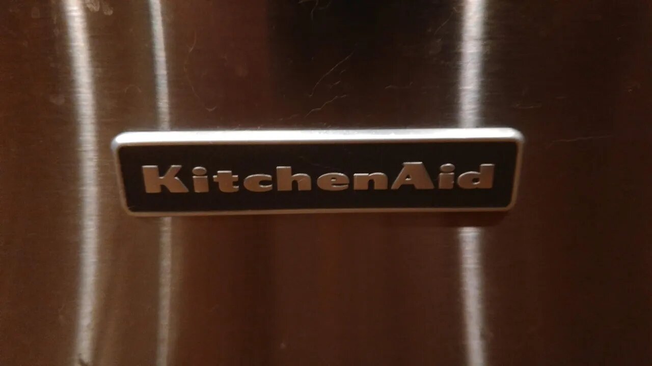 Kitchenaid dishwasher dish basket design problem?