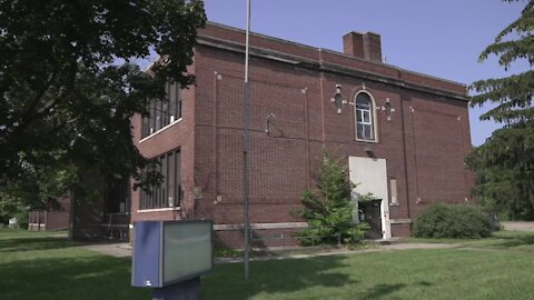 Former grade school of Malcolm X to become social services facility