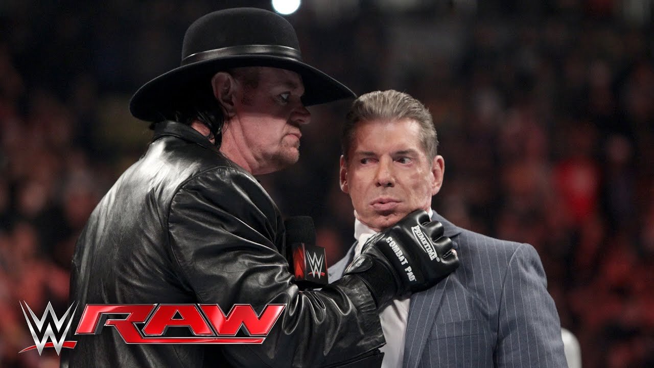 The Undertaker vs Vince McMahon - Every WWE moment !