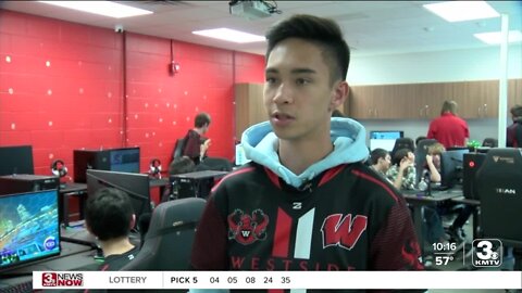 Esports see big jump in popularity at Omaha metro area schools