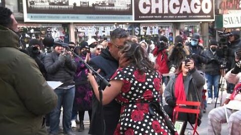 Couple Gets Married in Times Square on Valentine’s Day