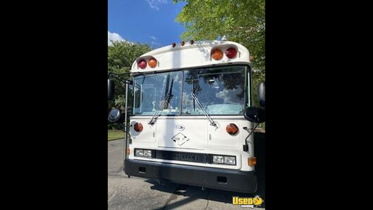 2002 Blue Bird CSFE 2409 Bustaurant with Beautiful Interior for Sale in Alabama