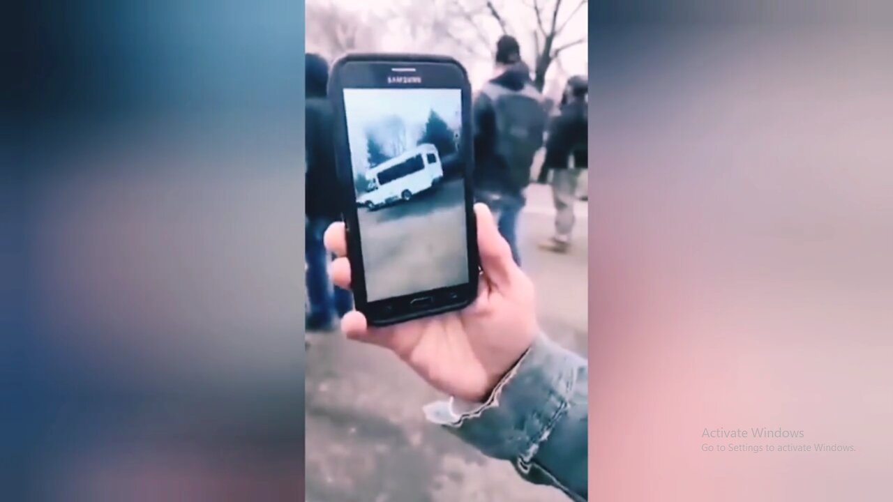 ANTIFA Looking Characters Dropped Off At the Capital on Jan 6