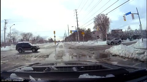 Vehicle Runs Red Light In Toronto