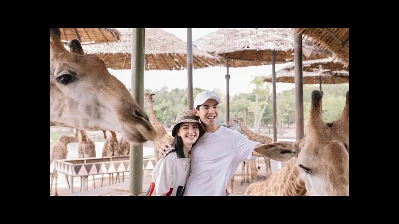 DAVIKA HOORNE with her BOYFRIEND || Sweet couple ||