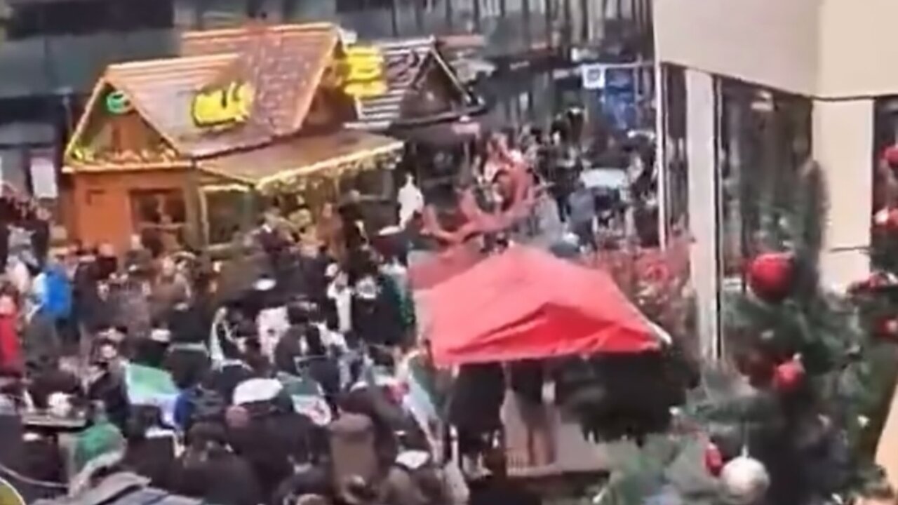 MUSLIMS STORM CHRISTMAS MARKET ⚠️