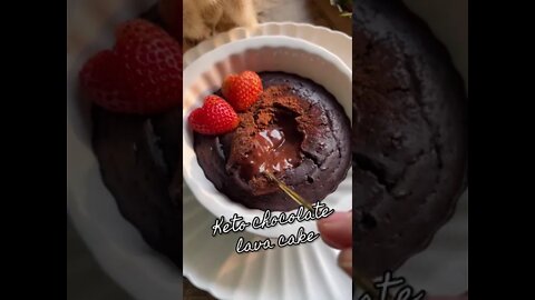 keto chocolate lava cake recipe | keto recipes for beginners #Shorts