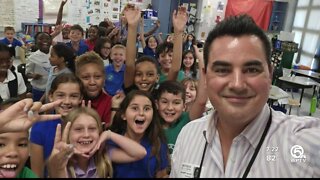 Steve Villanueva visits Citrus Cove Elementary School