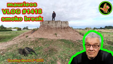 maurieos VLOG #1418 smoko break