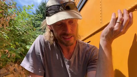Moving Struggles | Tires are Flat | Dead Battery | 1989 Crown Supercoach Skoolie Conversion