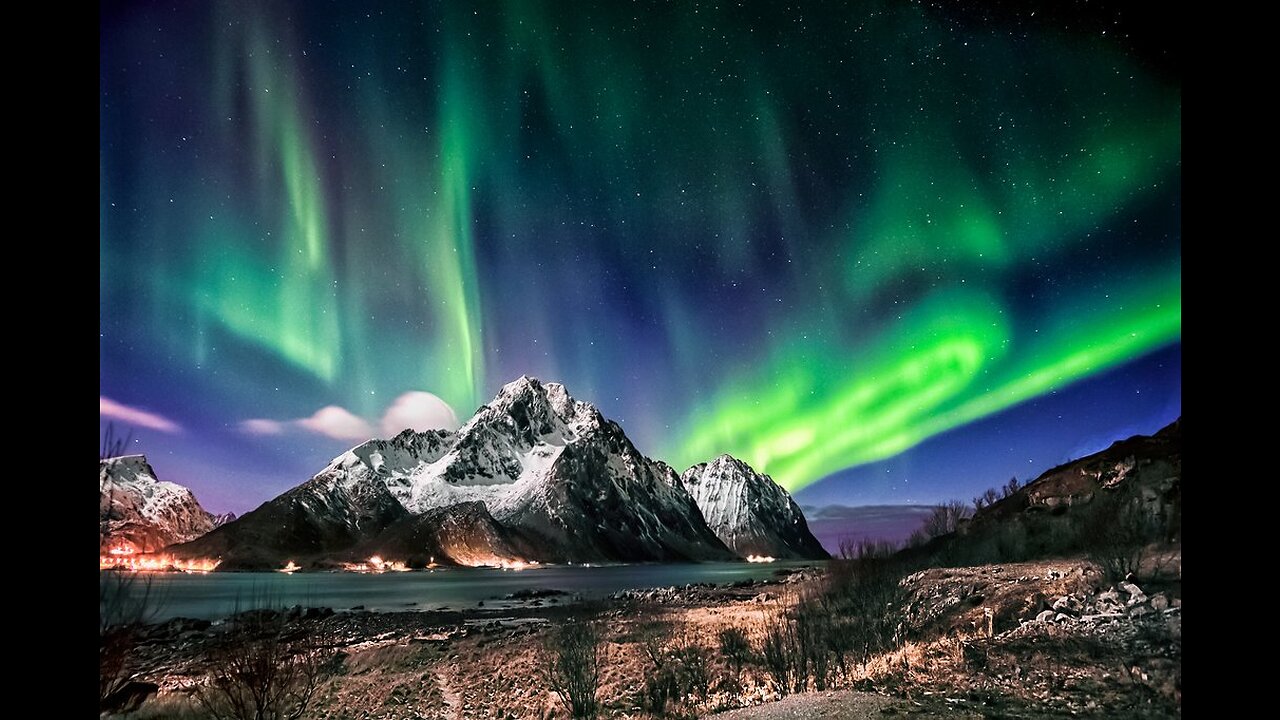 Epic time leap of the northern lights