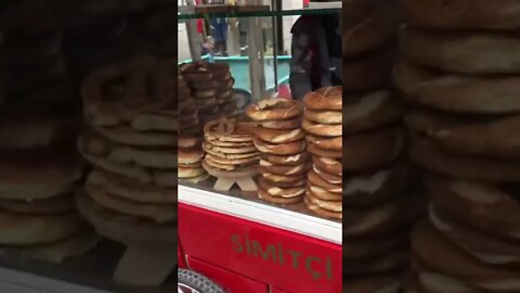 Sesame rings in Turkey #streetfood #foodshorts