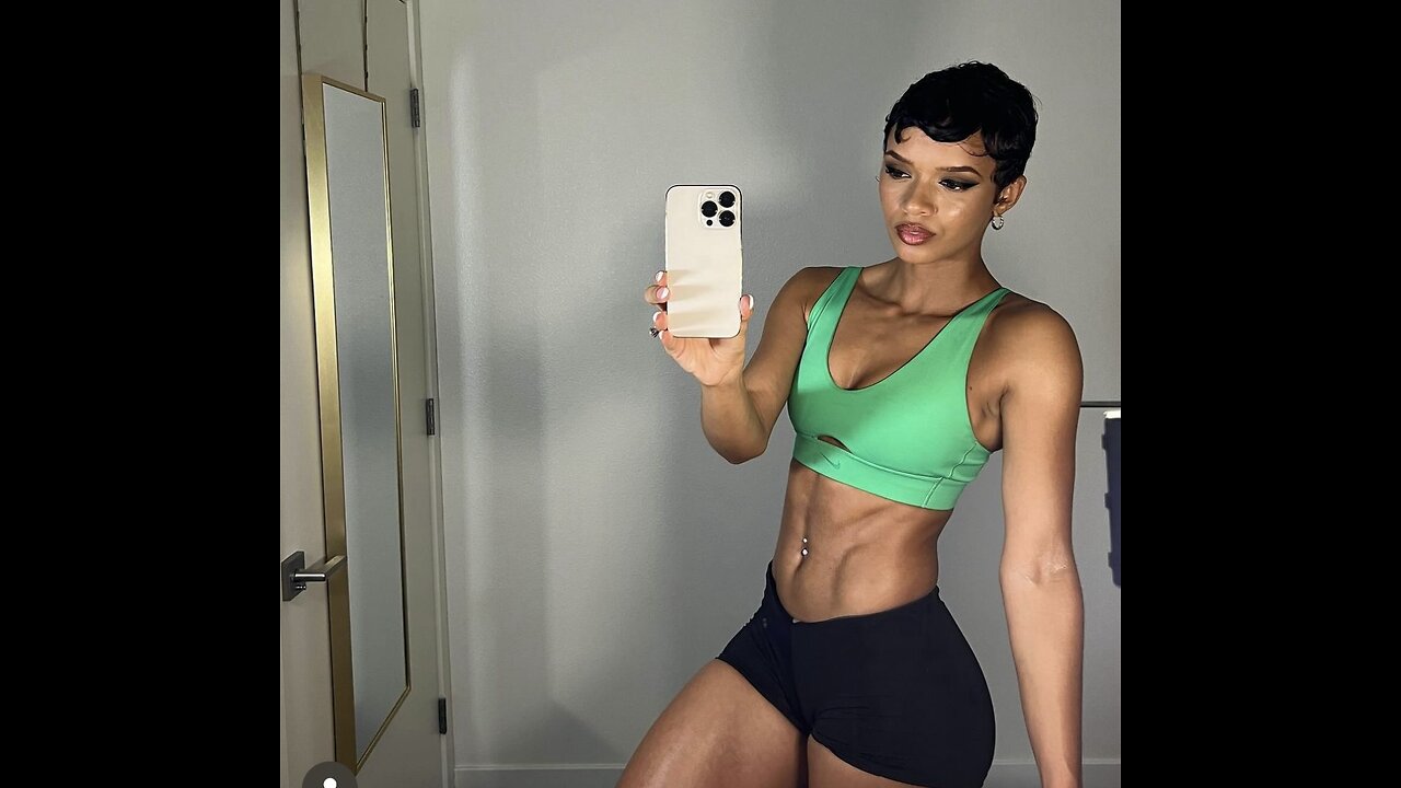 Cristina Mackey Says His Past Relationship With Pretty Vee & Others Doesn't Compare To Hers 😏