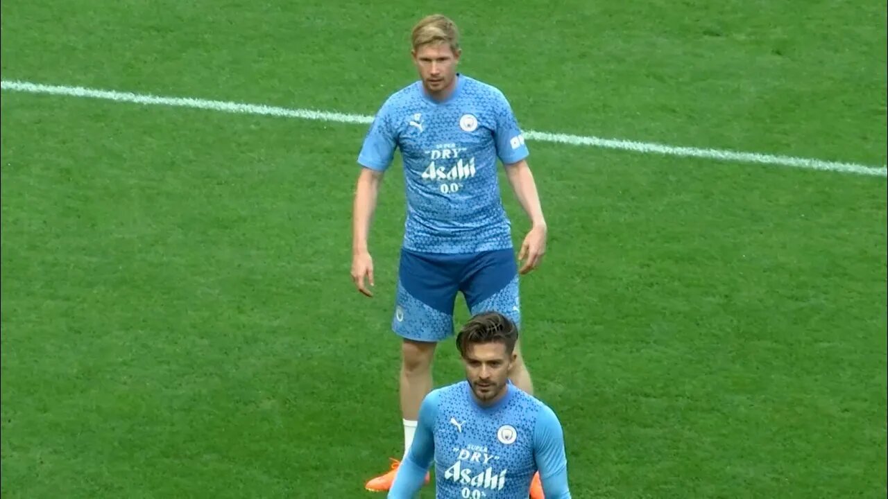 Kevin De Bruyne and Kyle Walker train with Manchester City in Seoul ahead of Atletico Madrid