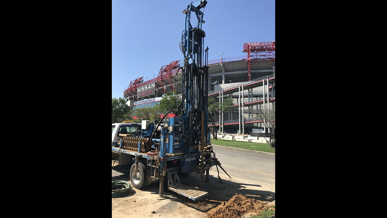 Nissan stadium Windy Solar Capital - Solar led light poles cameras