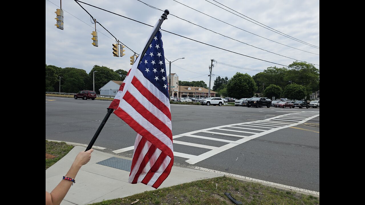 7-11 Flag wave🇺🇸