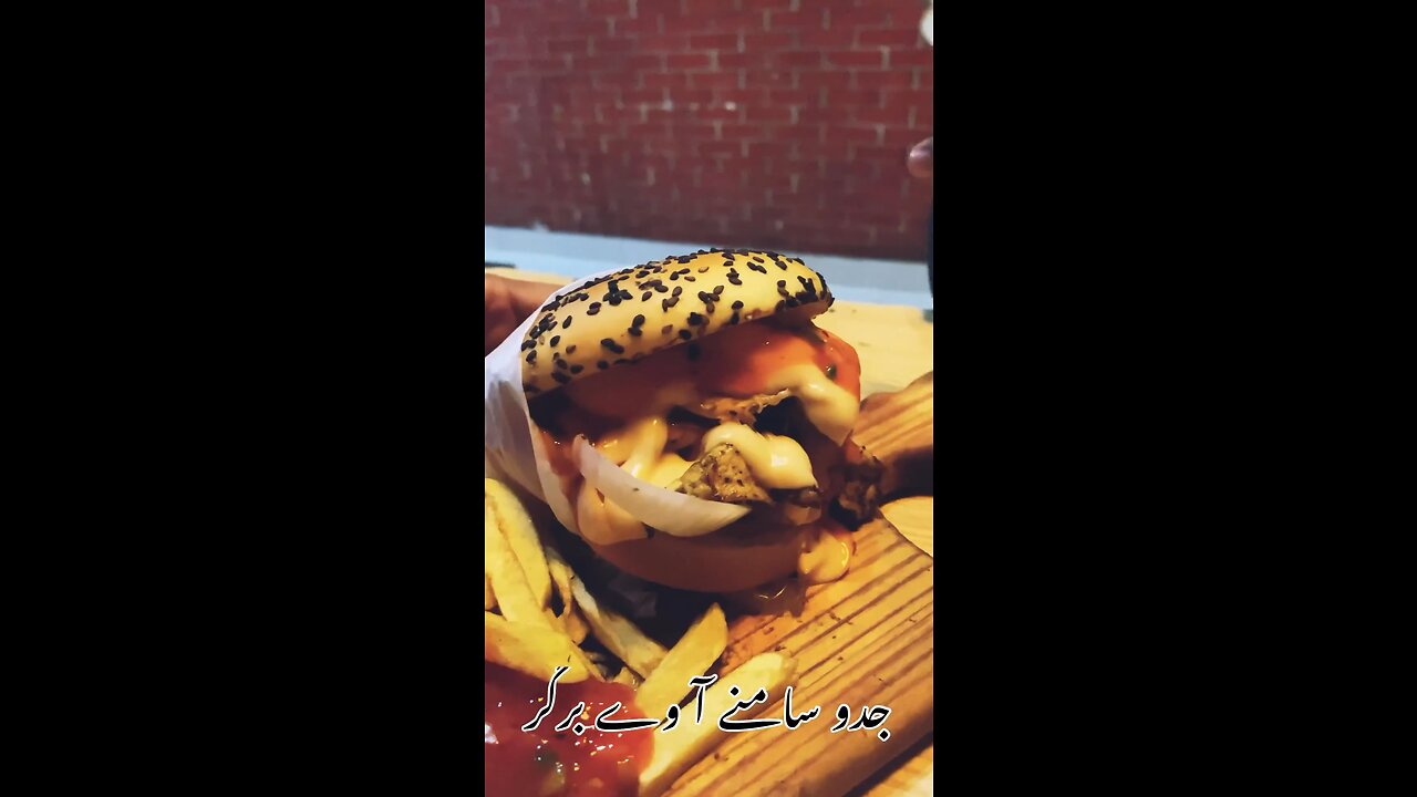 Gora Bhoora Burger | Lazeez Khanay | Ep 04