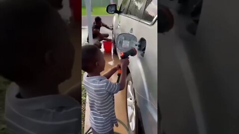 Esse vai dormir de couro quente hoje 🤣🤣