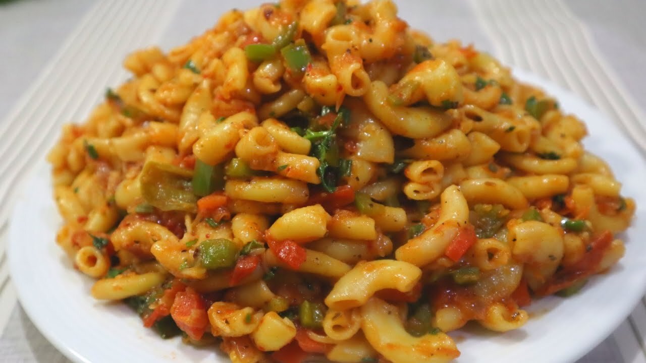 Macaroni pasta